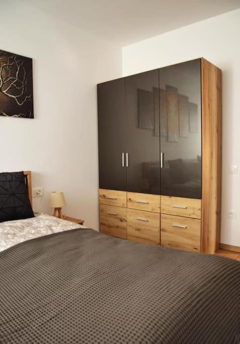 5 Dream Apartment 5 Cu Parcare Privata Орадеа Екстериор снимка